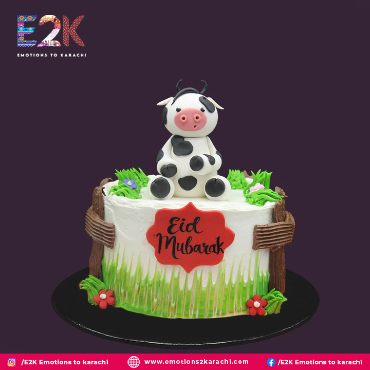 Moo cow birthday cake - Decorated Cake by Mrs Robinson's - CakesDecor