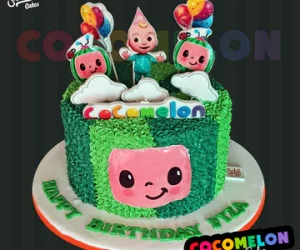 Cocomelon_Theme_cake_2022_1_360x